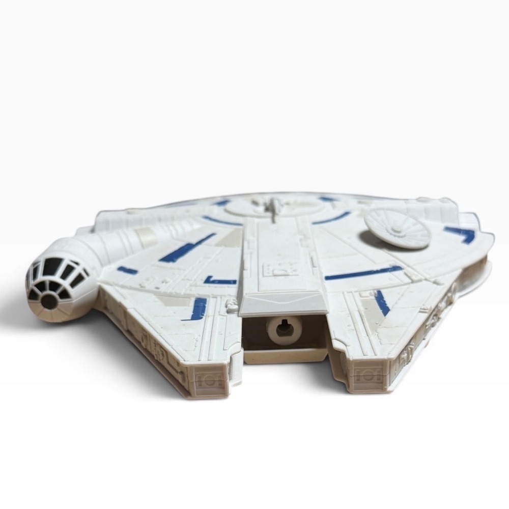 Hasbro Star Wars Solo Kessel Run Millennium Falcon Vehicle E0764 White Blue 2017
